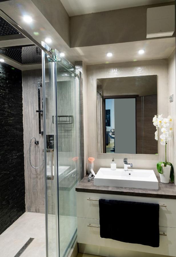Dream Apartman 3 With Free Parking Gyor Bagian luar foto